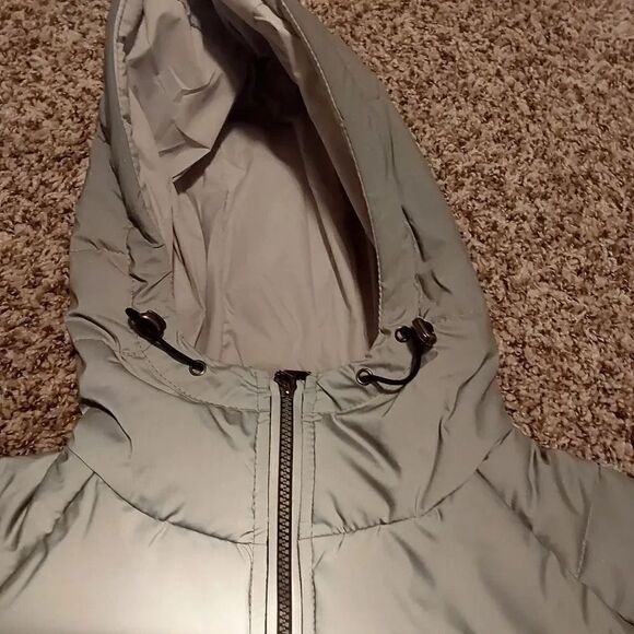 Reflective Hooded Puffer Jacket Silver/Gray Sz M - Picture 9 of 11